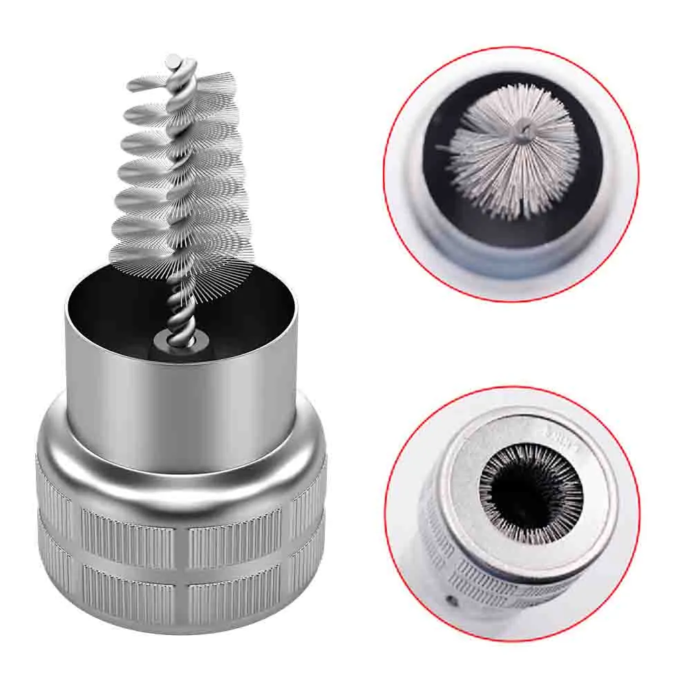 Brosse de nettoyage pour batterie en situation