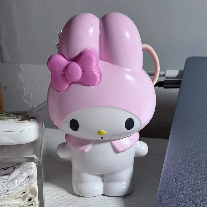 Figurine Hello Kitty et My Melody, finitions soignées