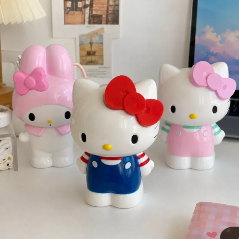 Figurine Hello Kitty et My Melody, vue de présentation