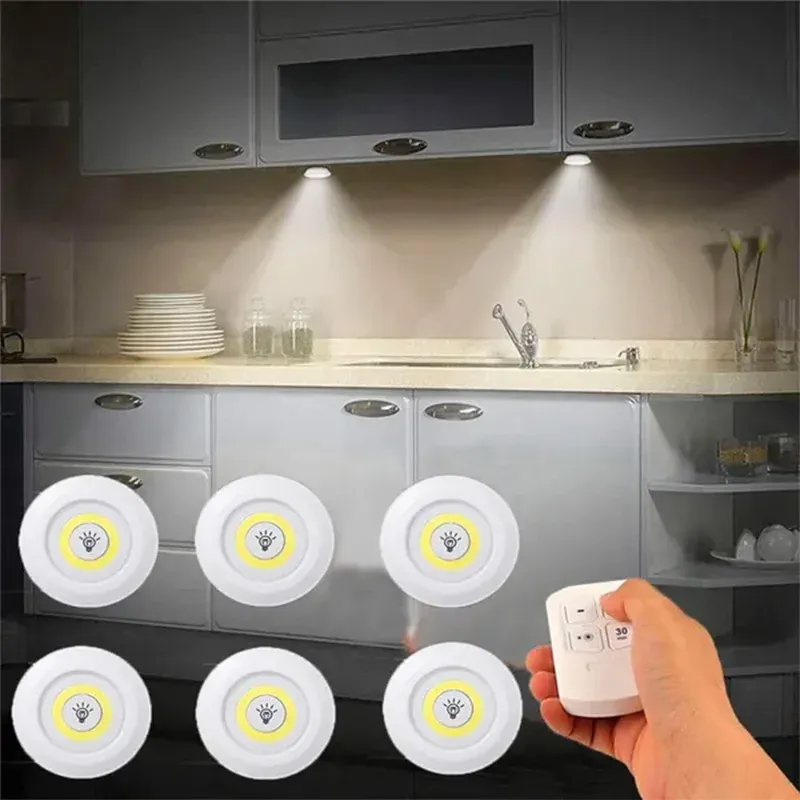 Lumière LED à intensité variable pour sous-meuble avec télécommande, fonctionnement sur piles, éclairage pour placards, armoires, salle de bain et veilleuse - Image 1