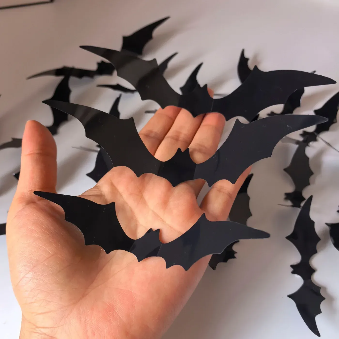 Autocollants muraux LED chauves-souris violets pour Halloween, effet 3D phosphorescent, auto-adhésifs, veilleuse décorative pour maison hantée ou fête 6