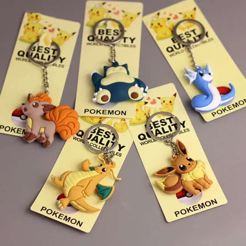 Porte-clés figurine anime kawaii, vue de côté