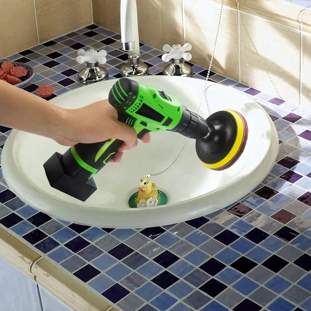 Nettoyage de sol avec brosse rotative