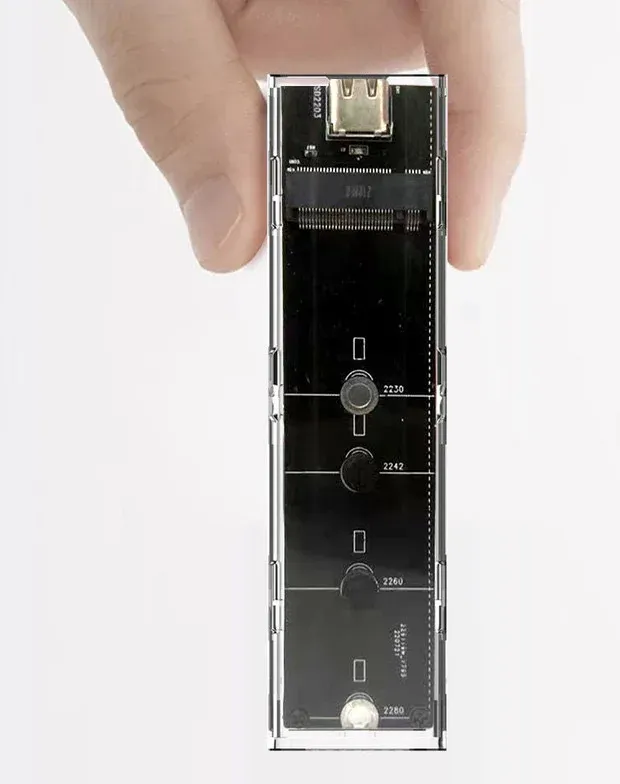 Boîtier SSD M.2 détail du design