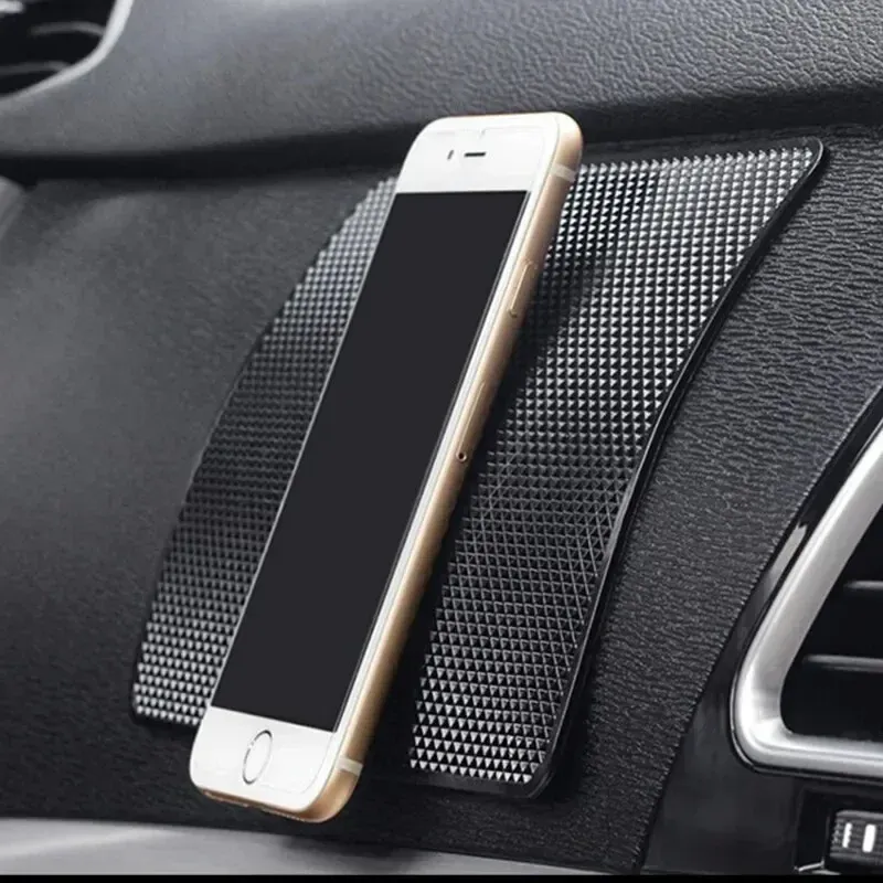 Tapis antidérapant en PVC résistant à la chaleur pour tableau de bord de voiture, avec support pour lunettes de soleil et téléphone 2