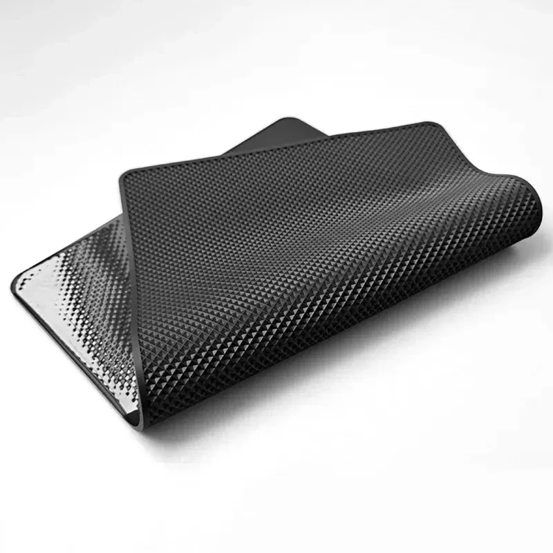Tapis antidérapant en PVC résistant à la chaleur pour tableau de bord de voiture, avec support pour lunettes de soleil et téléphone 4