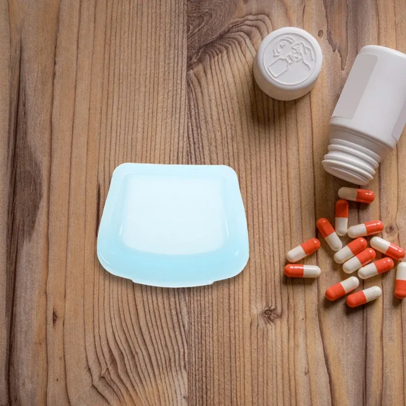 Sac à médicaments en silicone bleu, déplacement