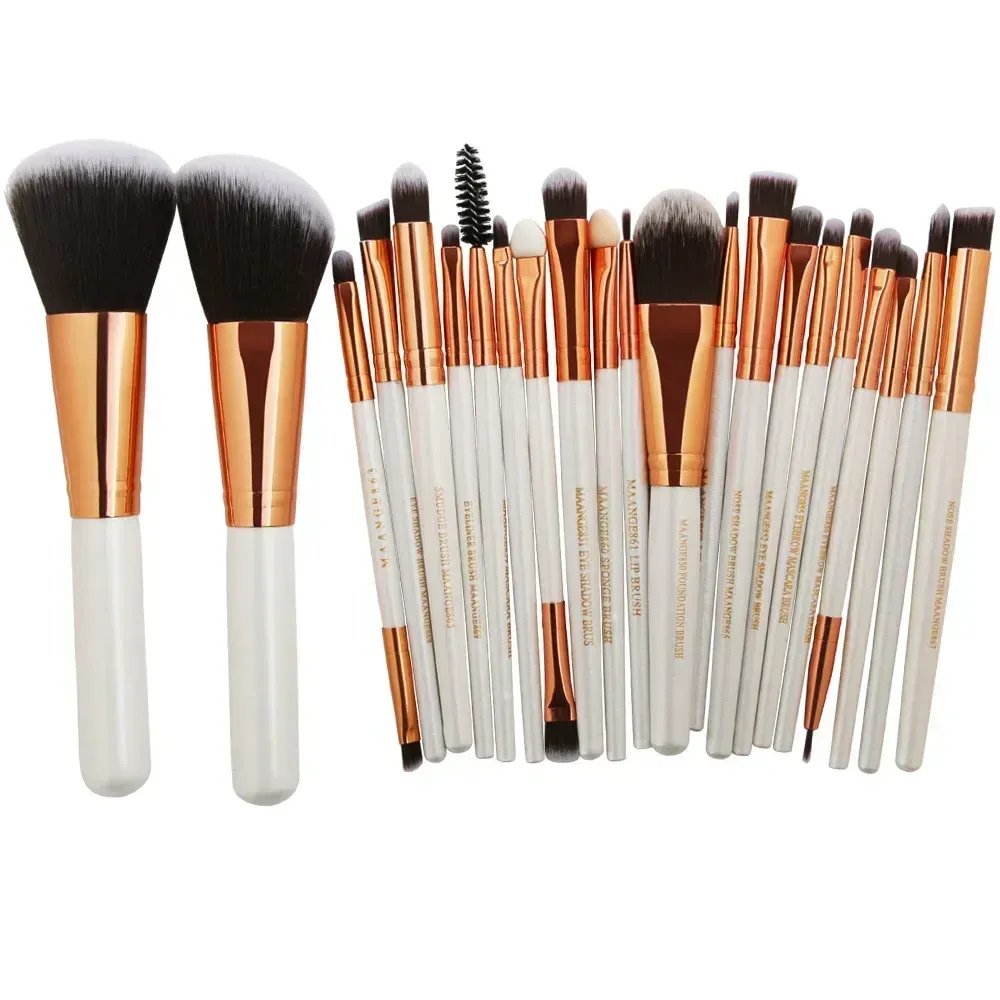 Pinceaux de maquillage au quotidien
