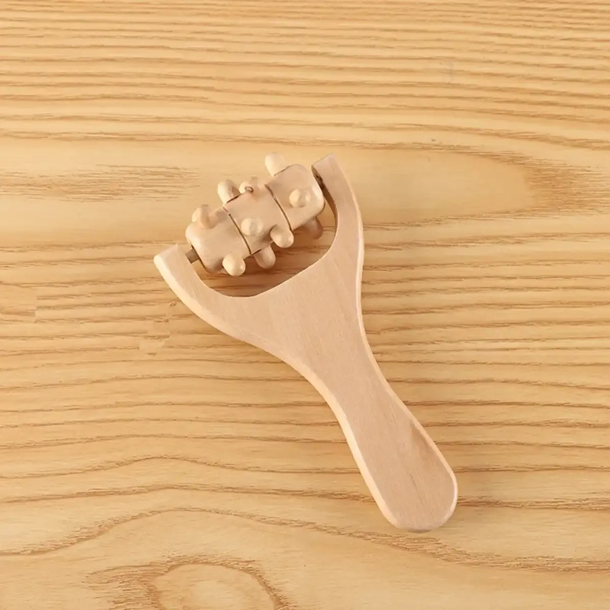 Rouleau de massage en bois pour le corps, le visage, les épaules, le cou et les mains 5