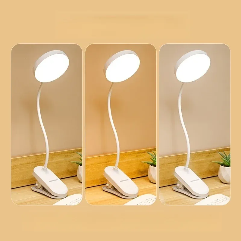 Lampe LED éclairant un espace de lecture
