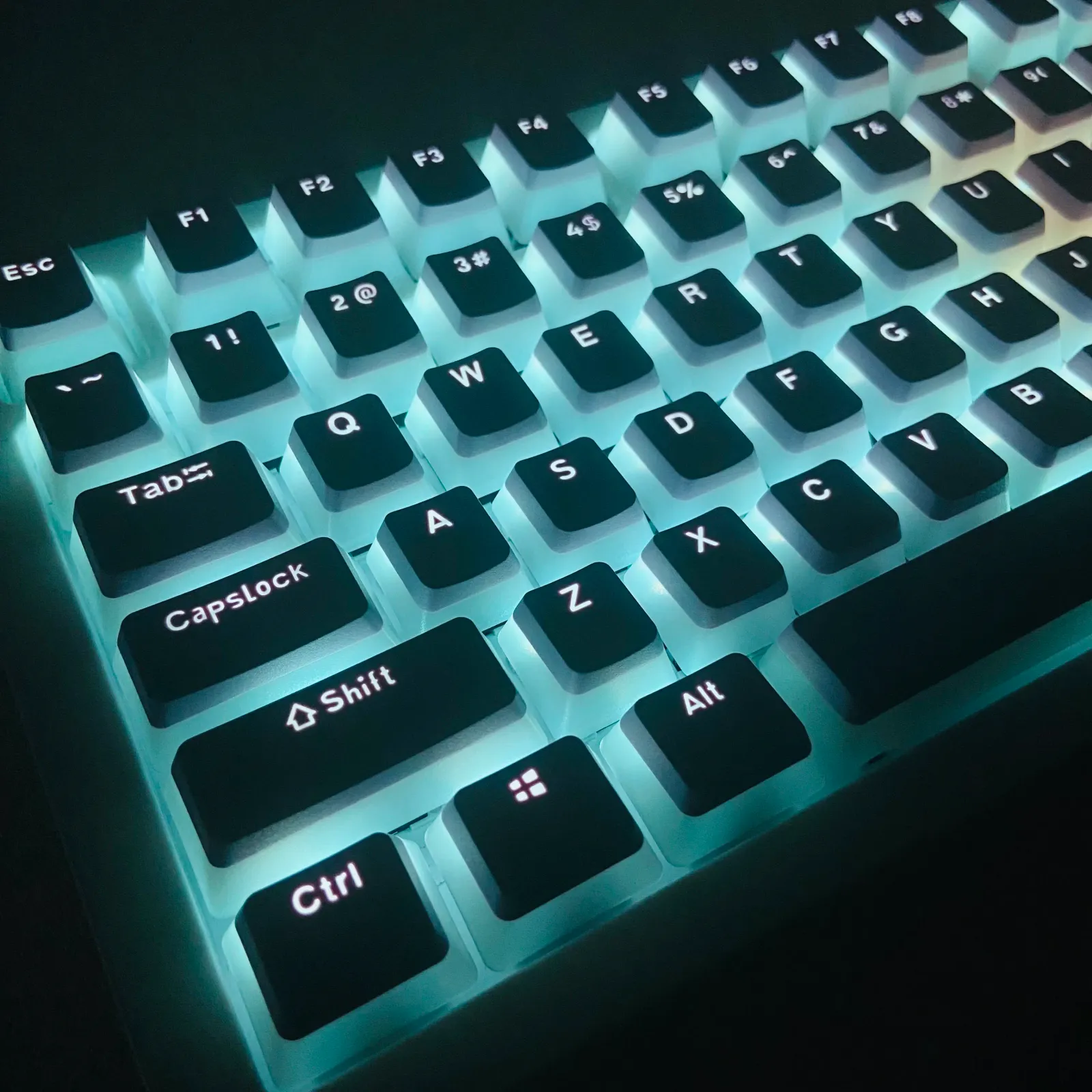 Keycaps Pudding transparents sur clavier