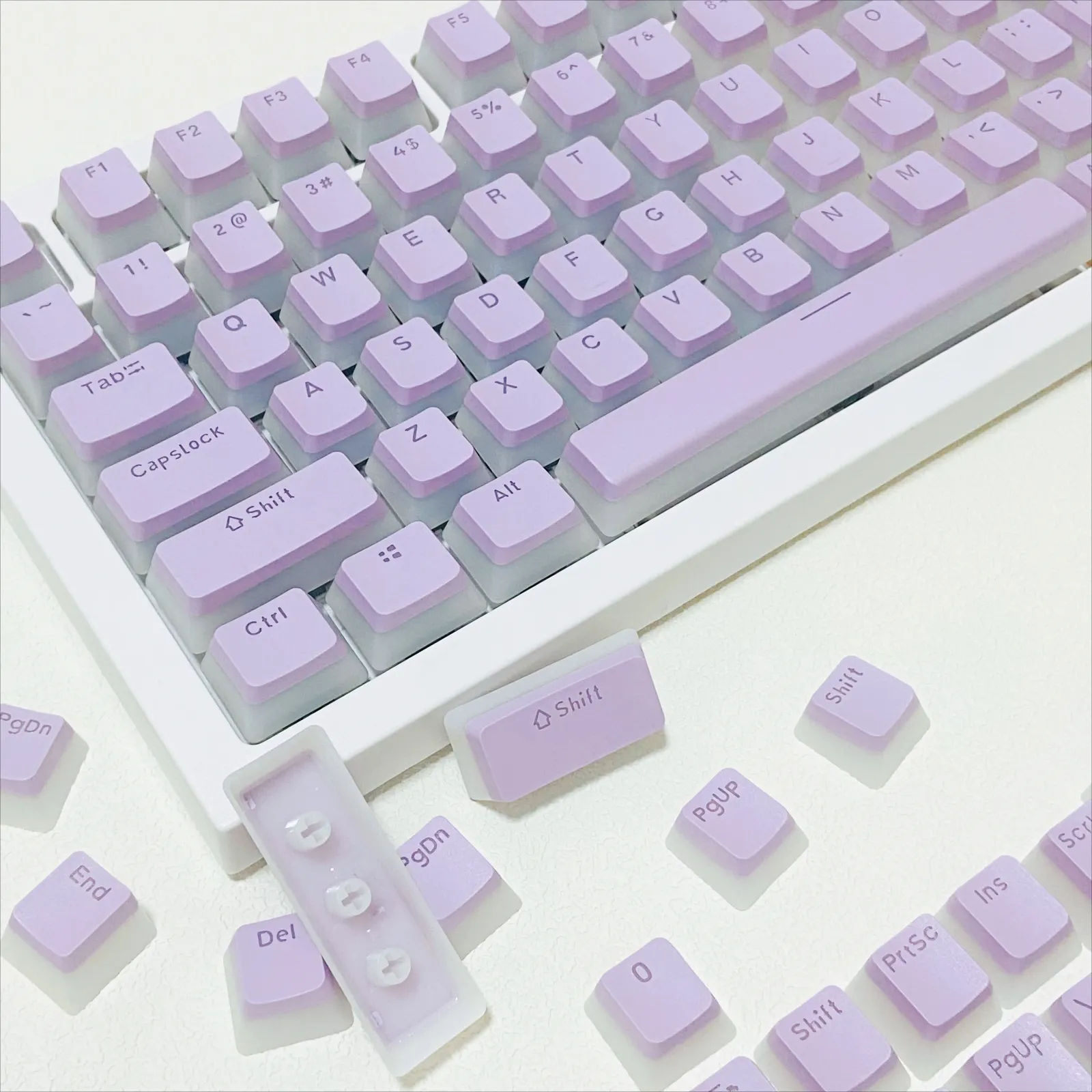 Keycaps Pudding transparents, détail de finition