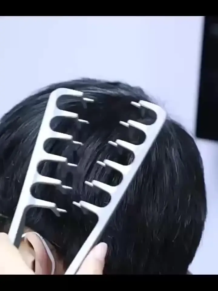 Peigne volumateur texturé en plastique ABS