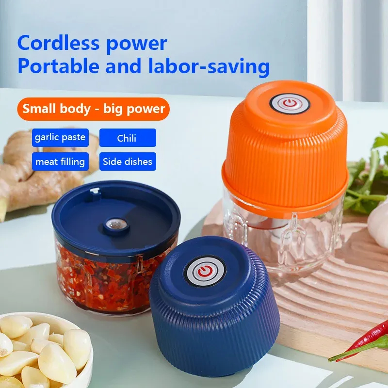 Hachoir à ail électrique mini 250 g rechargeable par USB, robuste et durable, idéal pour broyer l'ail et le gingembre 5
