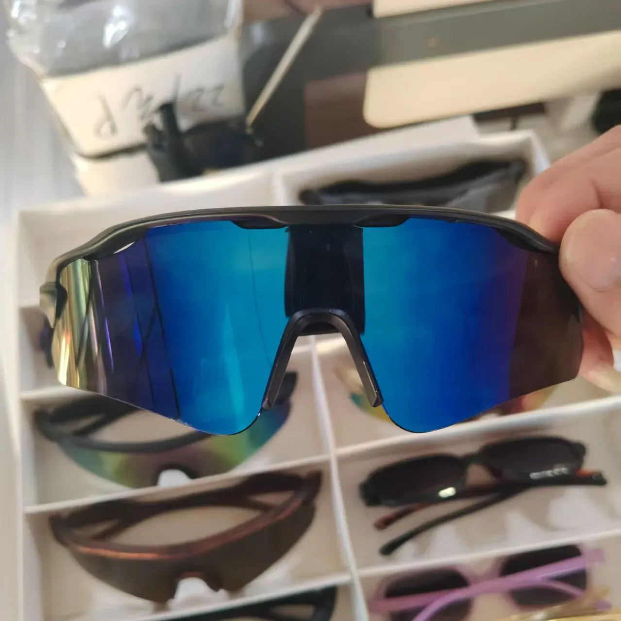 Lunettes de soleil pour le sport et les activités de plein air