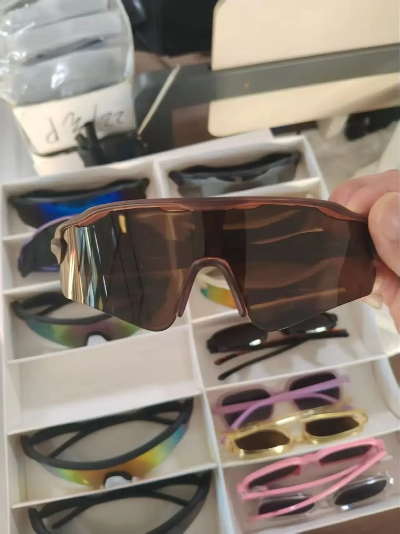 Détails des lunettes de soleil polarisées pour hommes