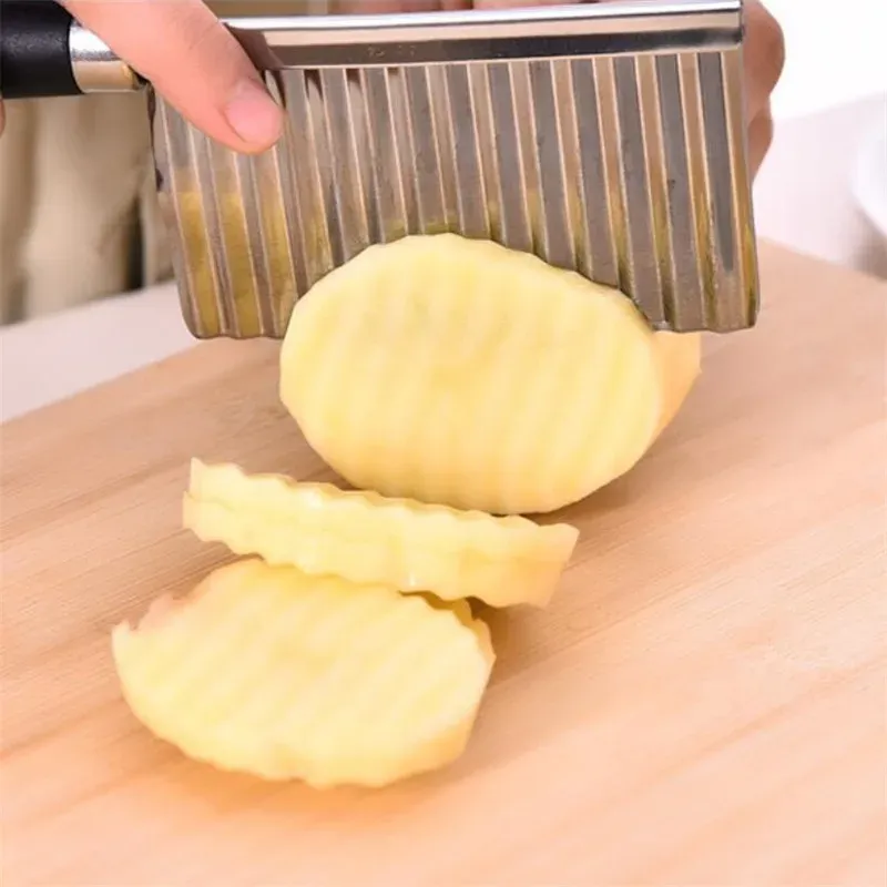 Coupe-frites à pommes de terre en acier inoxydable, coupe-légumes et fruits à lame ondulée 2