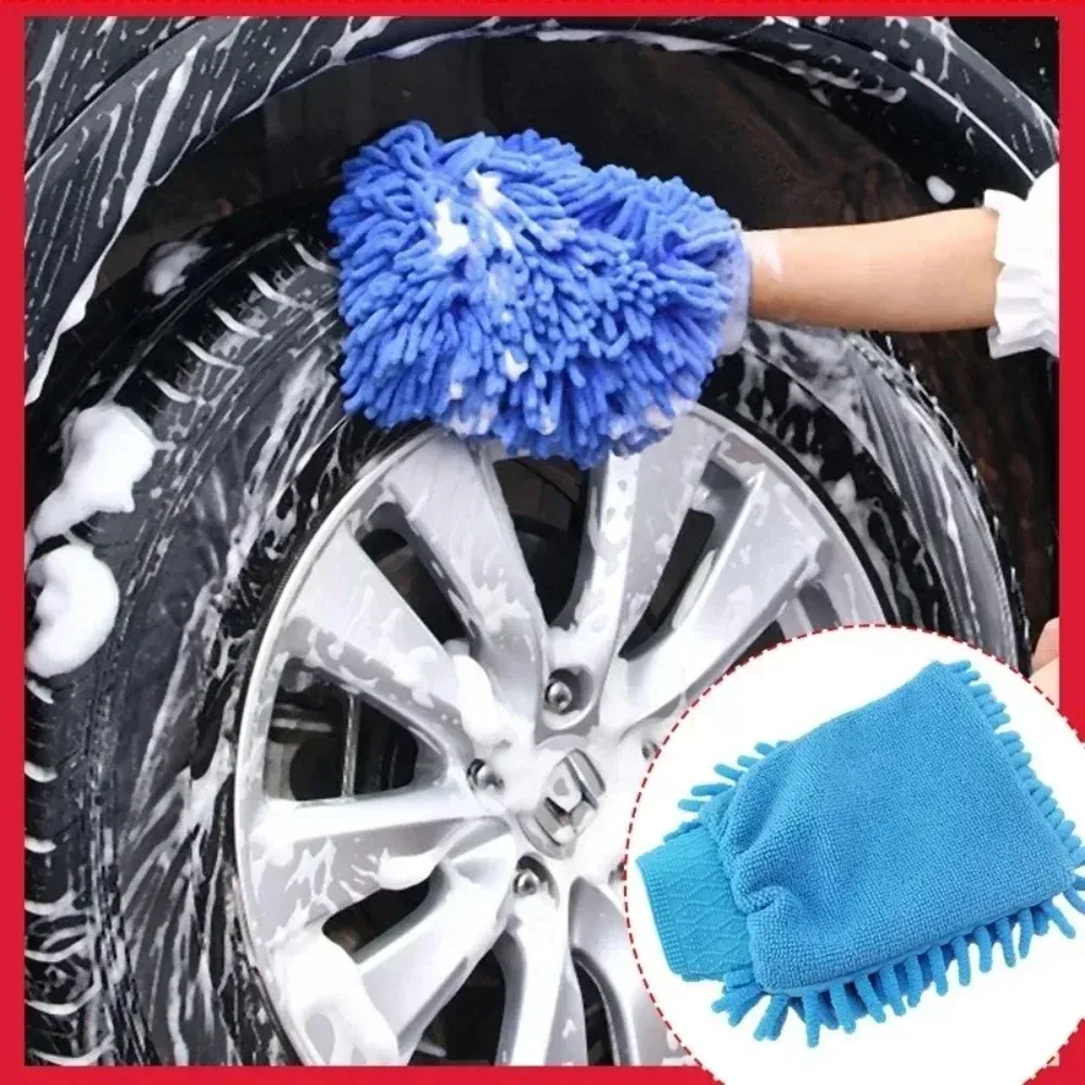 Gant de nettoyage automobile en situation