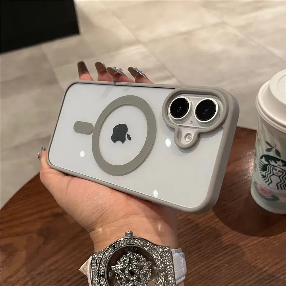 Découpes précises de la coque MagSafe