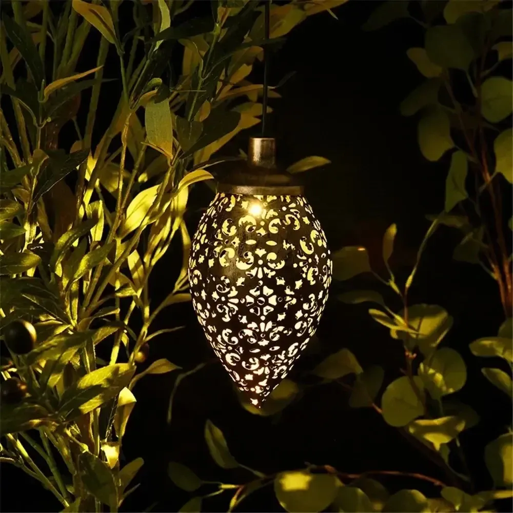 Projecteur solaire d'extérieur en forme de goutte d'eau, étanche, à design ajouré 3