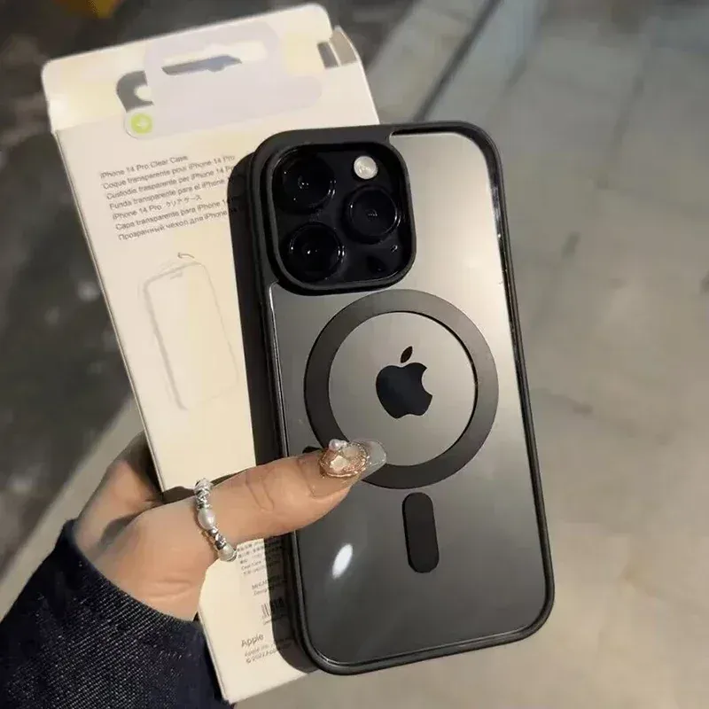 Coque magnétique transparente en situation