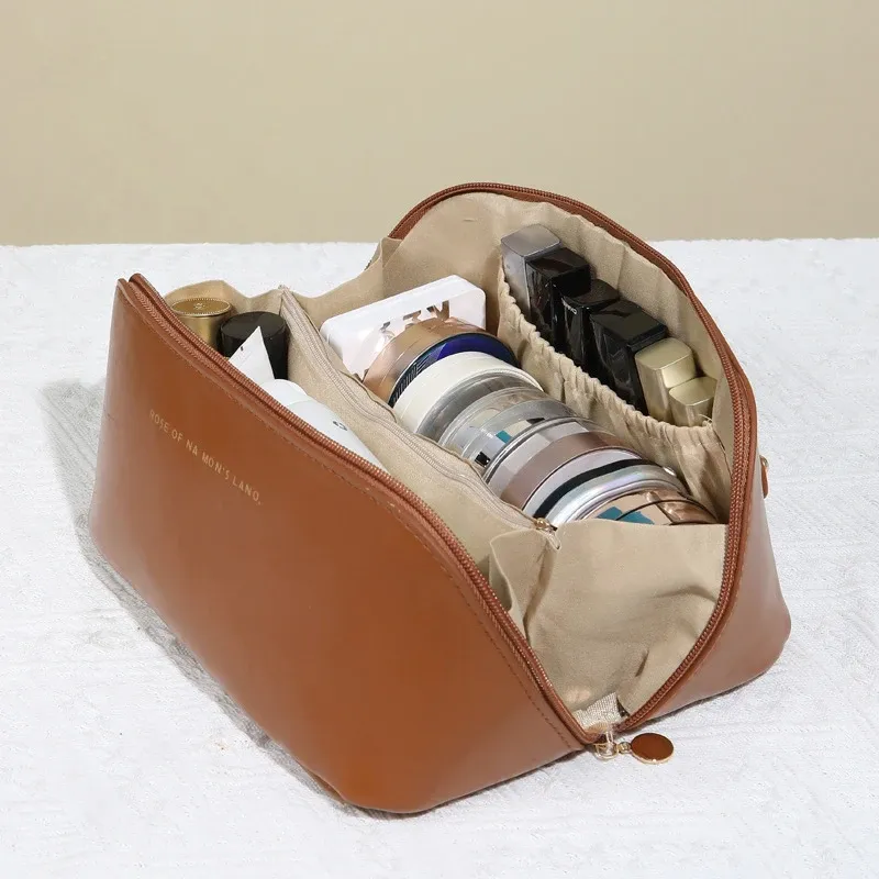 Trousse de maquillage de voyage imperméable et multifonctionnelle pour femme 7