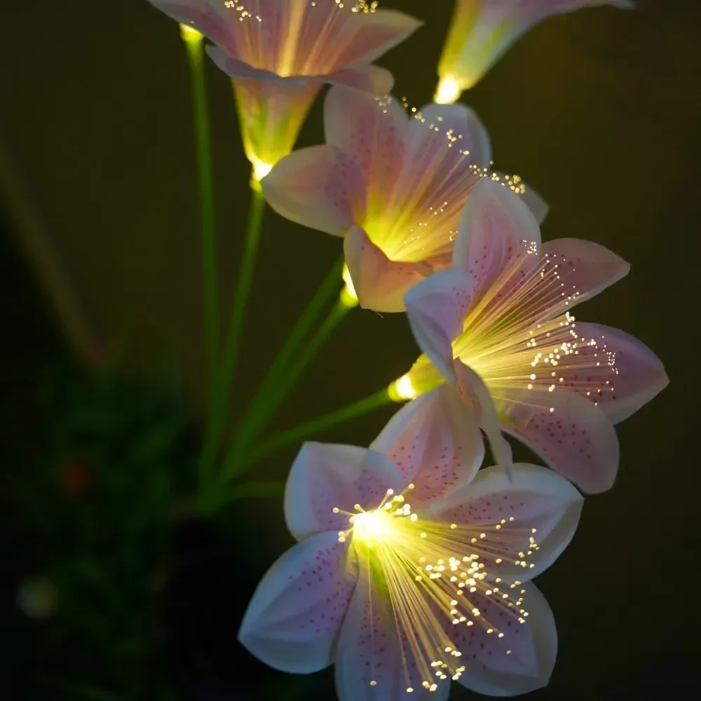 Lampes solaires à piquet en forme de lys à LED et fibres optiques pour la décoration de jardin extérieur 9