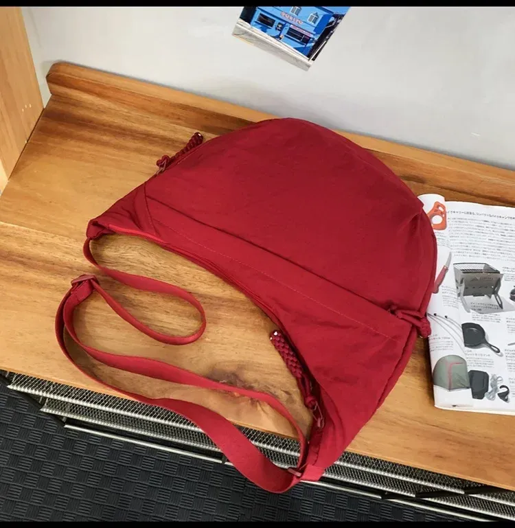 Sac à bandoulière élégant