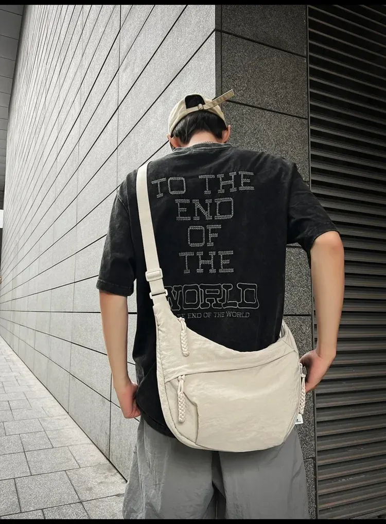 Détail de la forme souple du sac