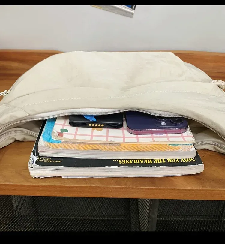 Sac en tissu, couleur unie et raffinée