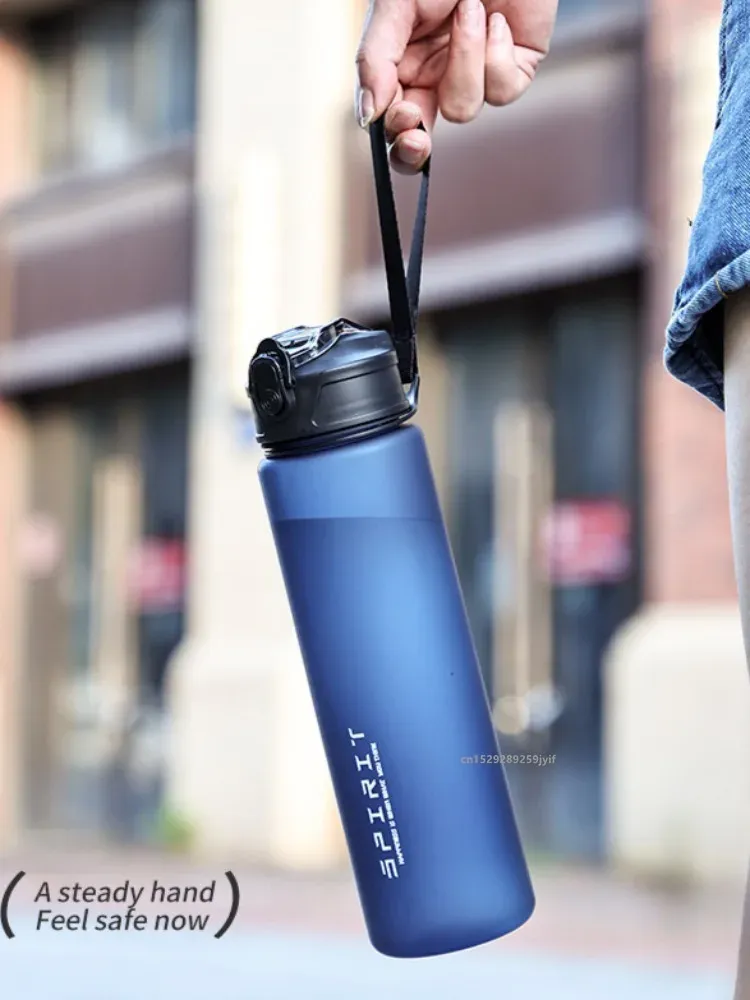 Gourde 750 ml avec paille et repères horaires, en plastique étanche, pour la salle de sport, les voyages et les sports de plein air 3