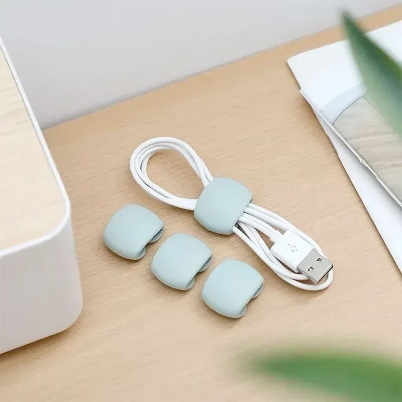 Clips de gestion de câbles adhésifs pour bureau, voiture et voyage (design anti-emmêlement), lot de 5, 10, 15 ou 20 pièces 9