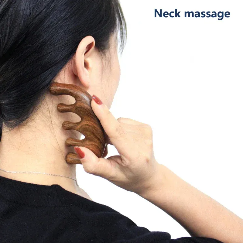 Masseur de tête en bois de santal, peigne antistatique portable, manche en bois pour relaxation du cuir chevelu et massage des points d'acupuncture 4