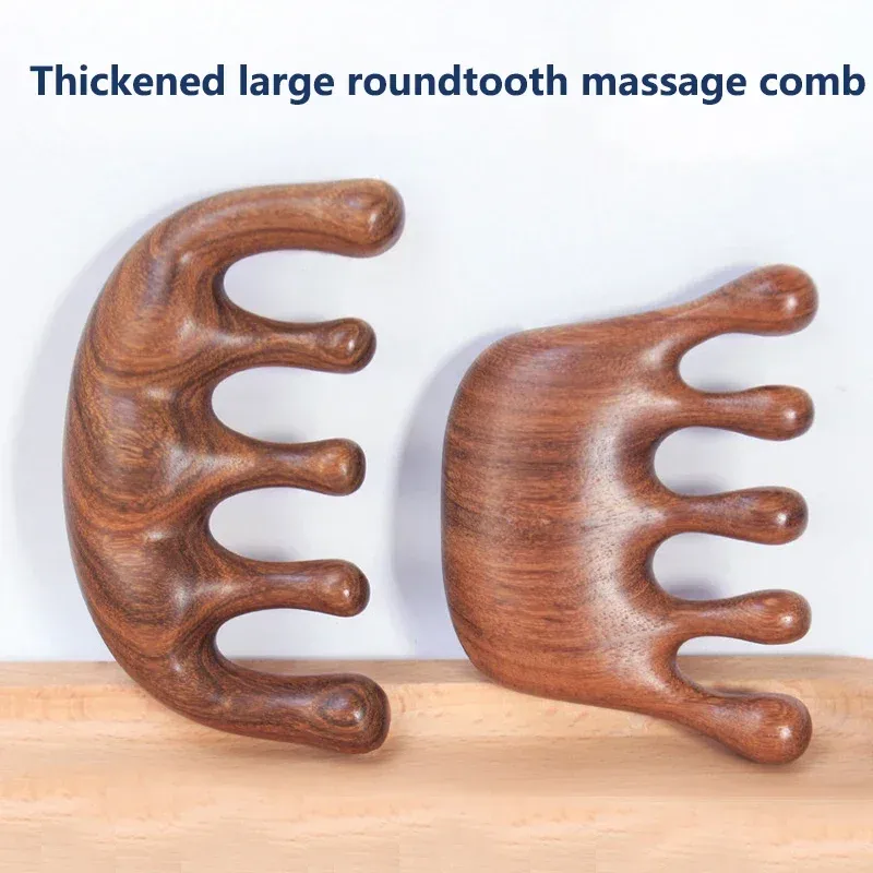 Peigne de massage en bois de santal, vue d'ensemble
