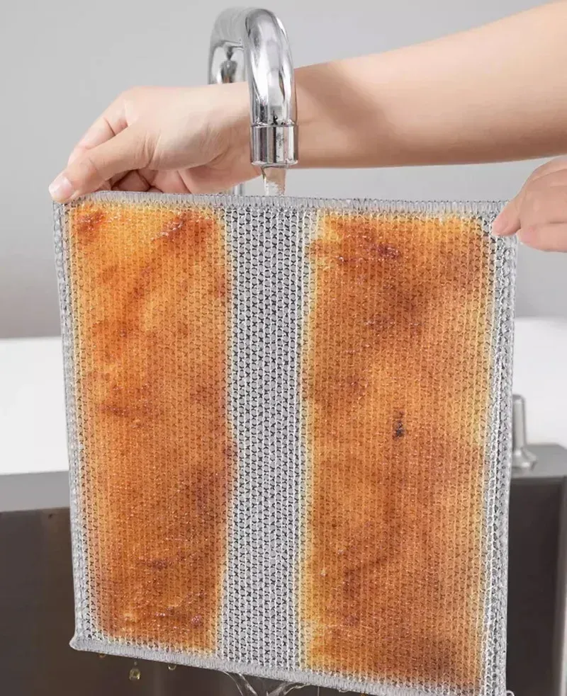 Éponge en fil d’acier pour la cuisine et la salle de bain