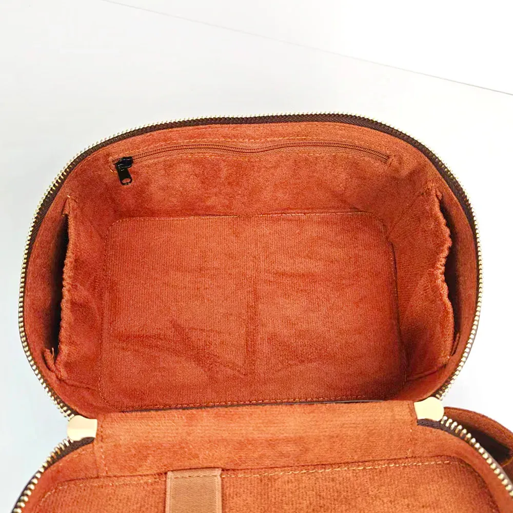 Gravure personnalisée sur cuir