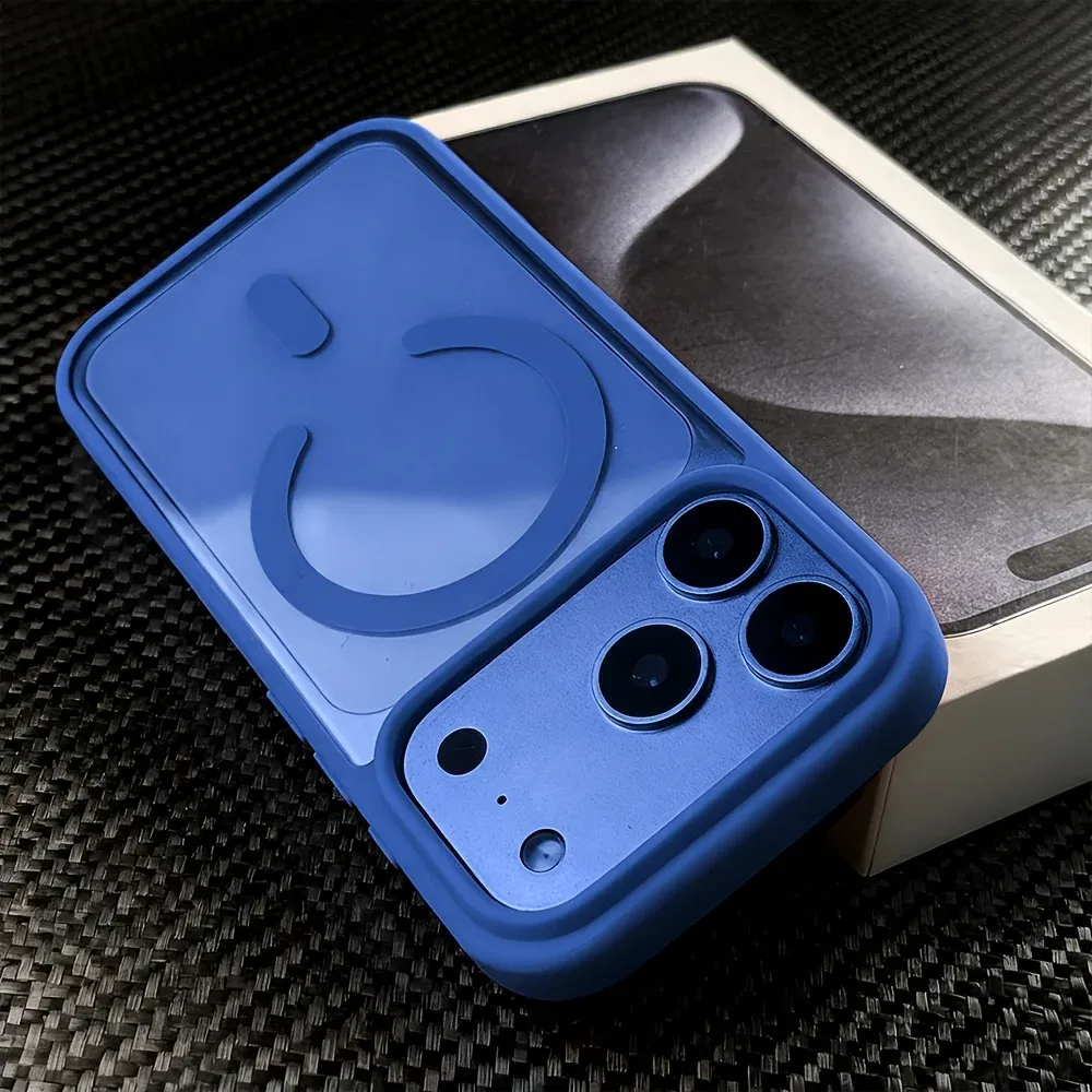Coque transparente en acrylique pour iPhone, vue rapprochée