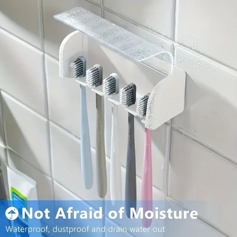 Porte-brosses à dents mural moderne à 5 emplacements dans une salle de bains épurée