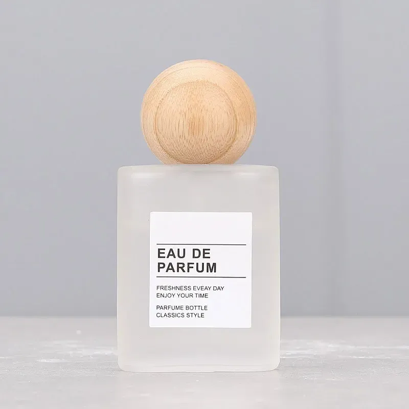 Flacon de parfum rechargeable en verre 30 ml et 50 ml, vide, portable, idéal pour le voyage, plat et carré, avec vaporisateur et capuchon en bois 7
