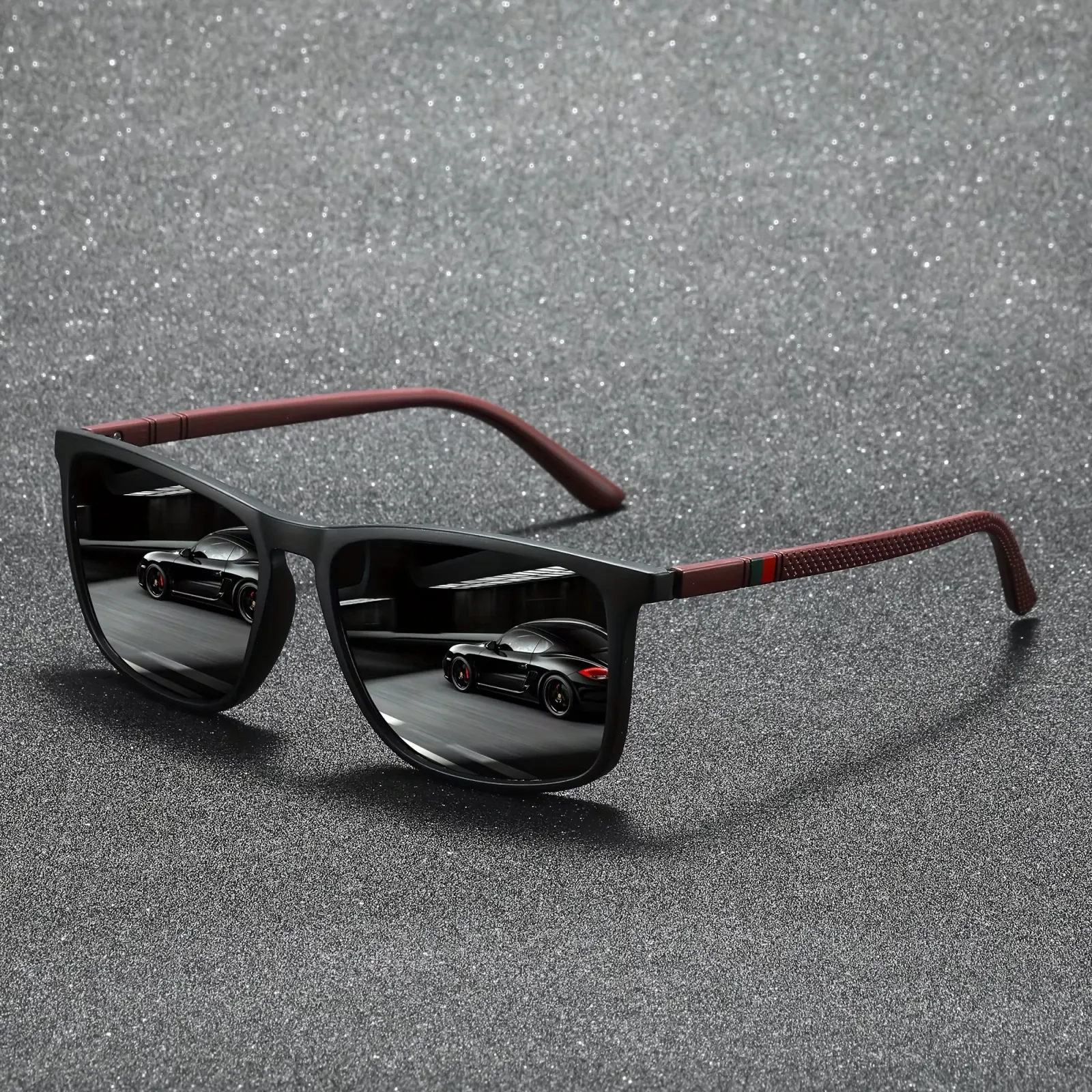 Lunettes de soleil carrées, vue d'ensemble