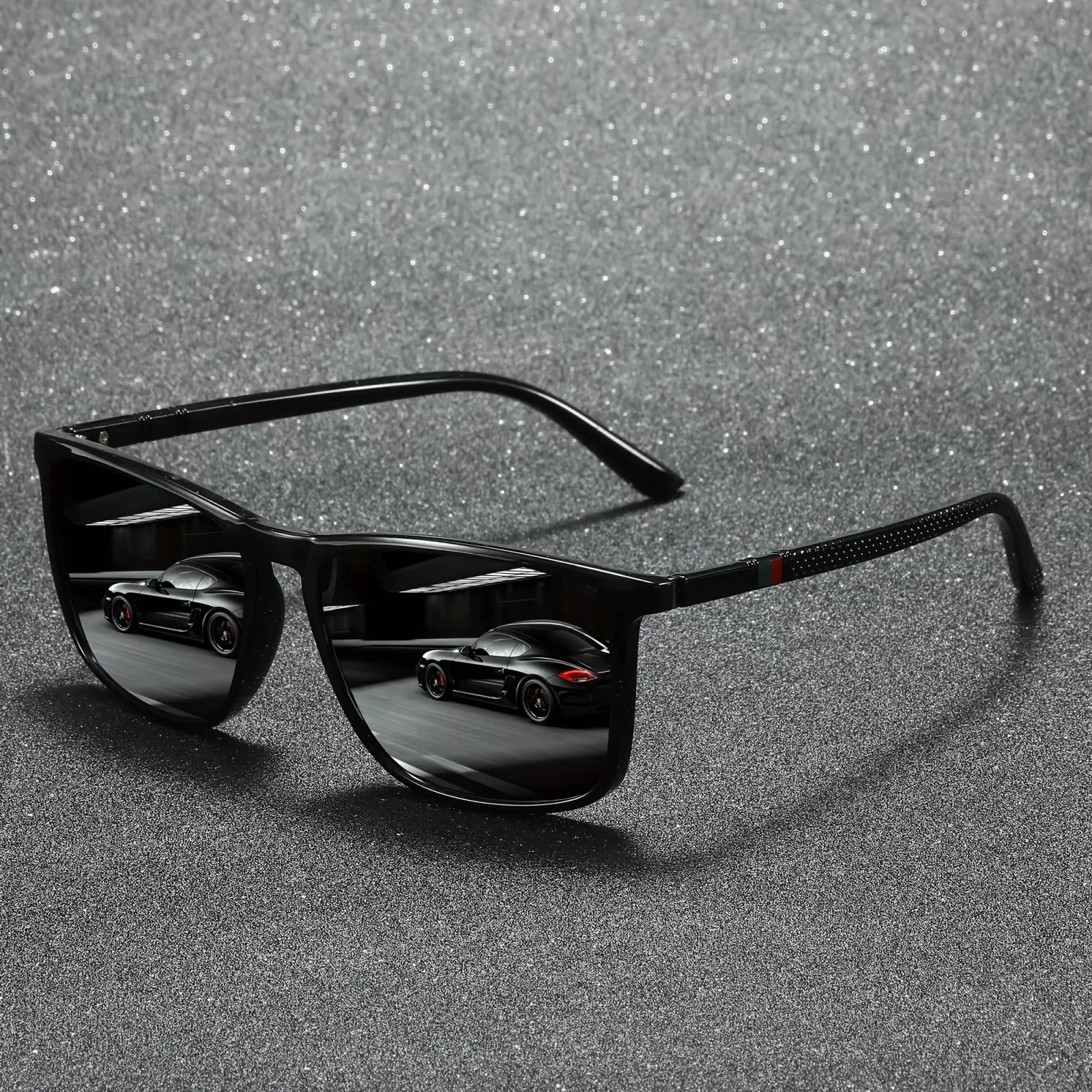 Lunettes de soleil carrées, vue de profil