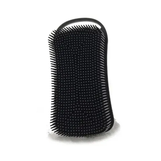 Brosse de douche en silicone 2 en 1 : masseur doux pour le cuir chevelu et brosse double face pour le corps 7