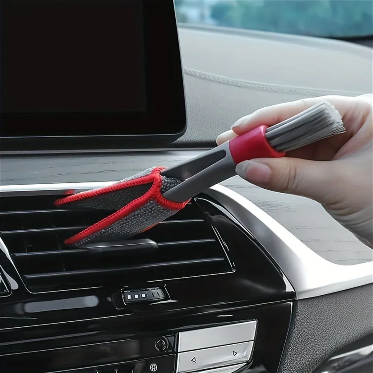 Brosse de nettoyage polyvalente pour voiture, idéale pour les sorties de climatisation et l'intérieur automobile 4