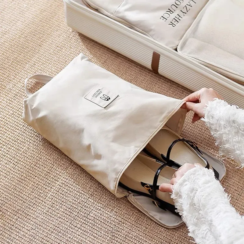 Sac de voyage étanche et portable pour chaussures 4