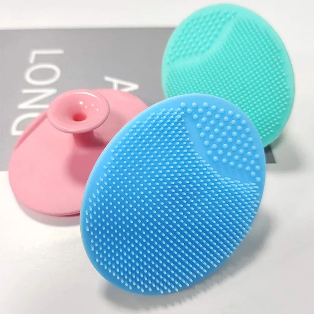 Brosse de bain en silicone pour bébé, détail des poils souples