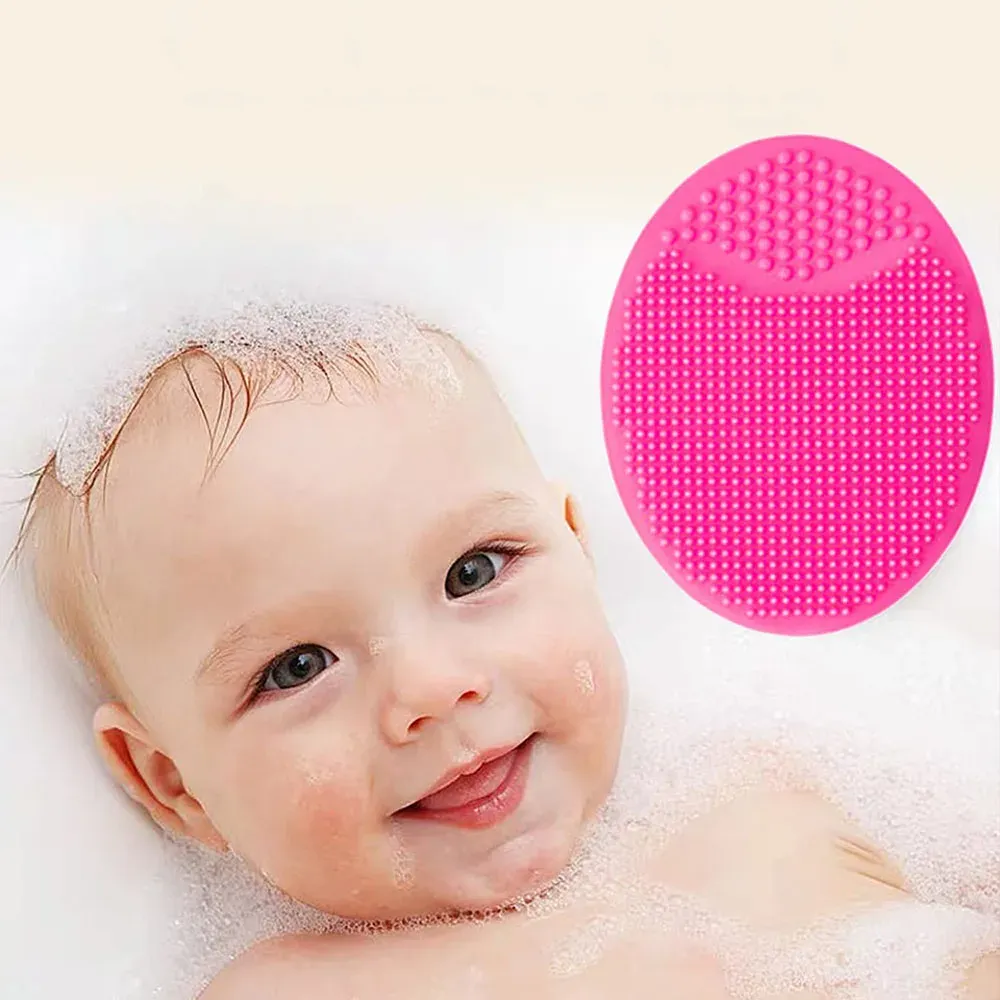 Brosse de bain en silicone pour bébé, finition soignée