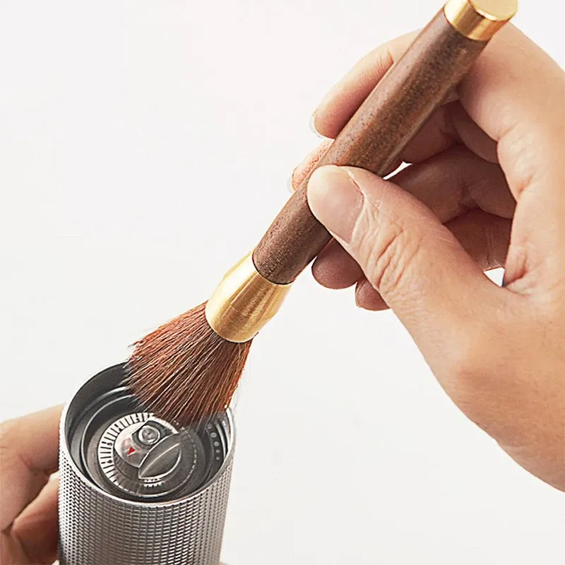 Ensemble de brosses à café avec manche en bois ABS, brosse pour moulin à café et brosse à expresso pour éliminer les résidus de café 3