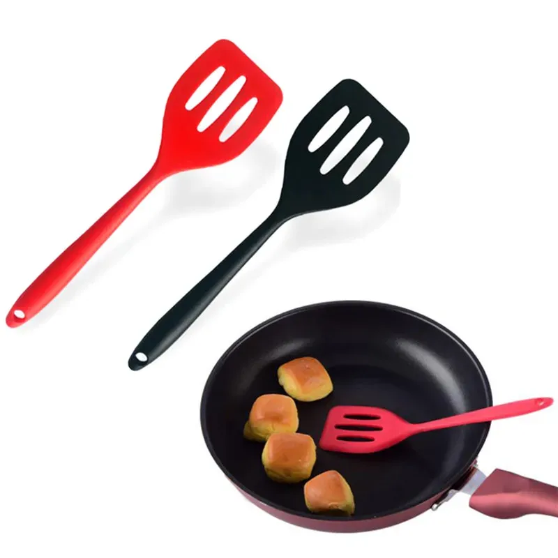 Ustensiles de cuisine en silicone, vue d'ensemble
