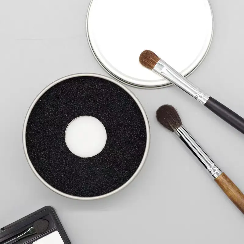 Éponge de nettoyage pour pinceaux de maquillage au charbon actif