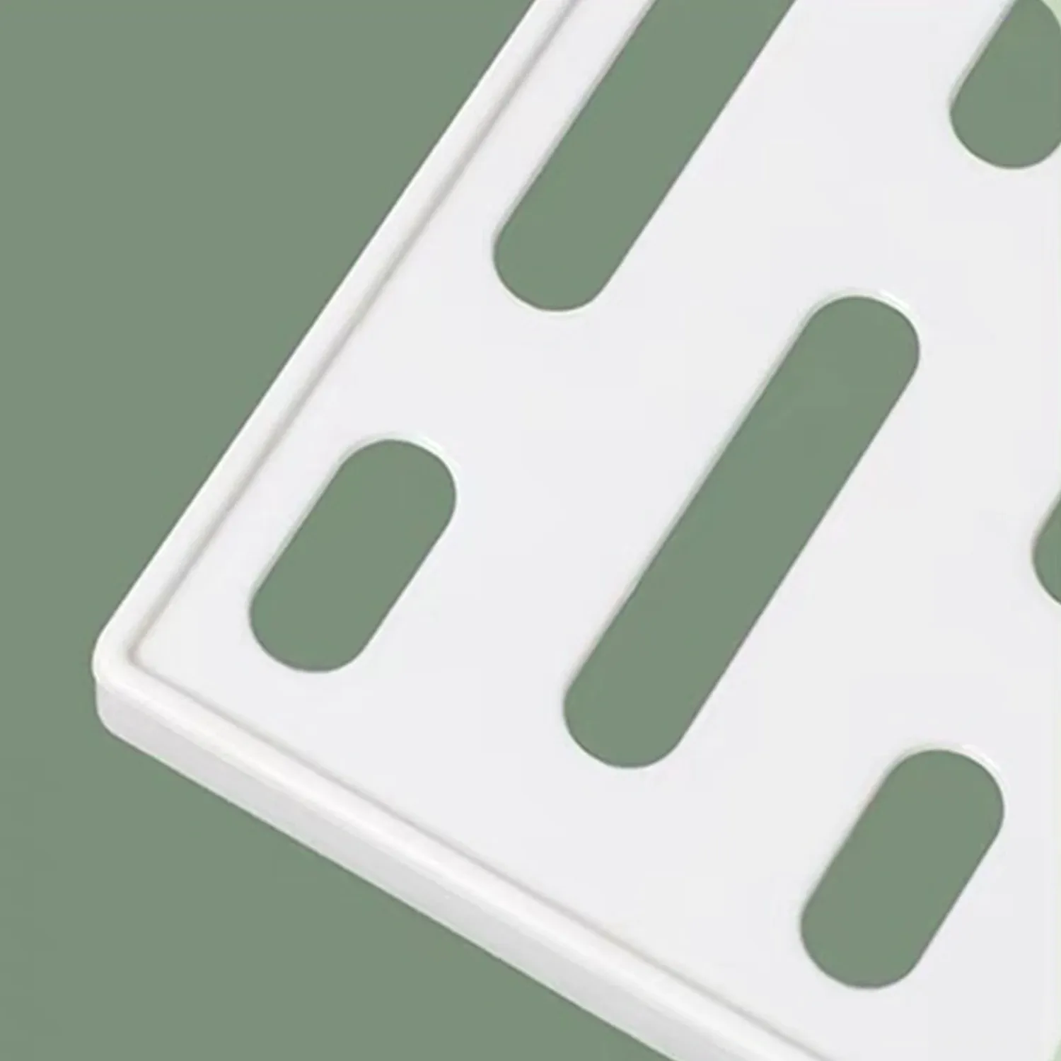 Bacs transparents en utilisation quotidienne